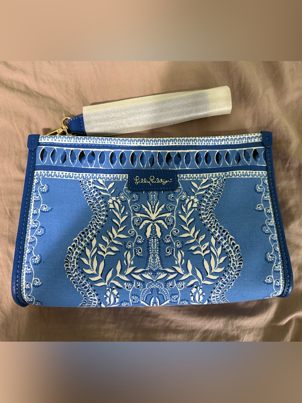 Lilly Pulitzer Blue & White Botanical Print Wristlet